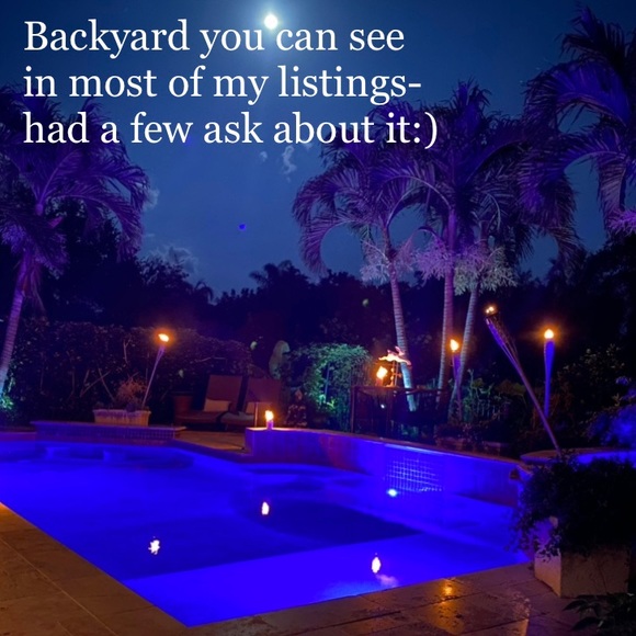 Meet your Posher, Rachel - Picture 3 of 3